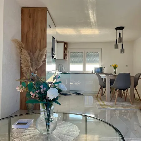 Stari Grad Apartament